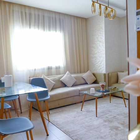 Appartement Equipe Haut Standing A Hassan Rabat Esterno foto